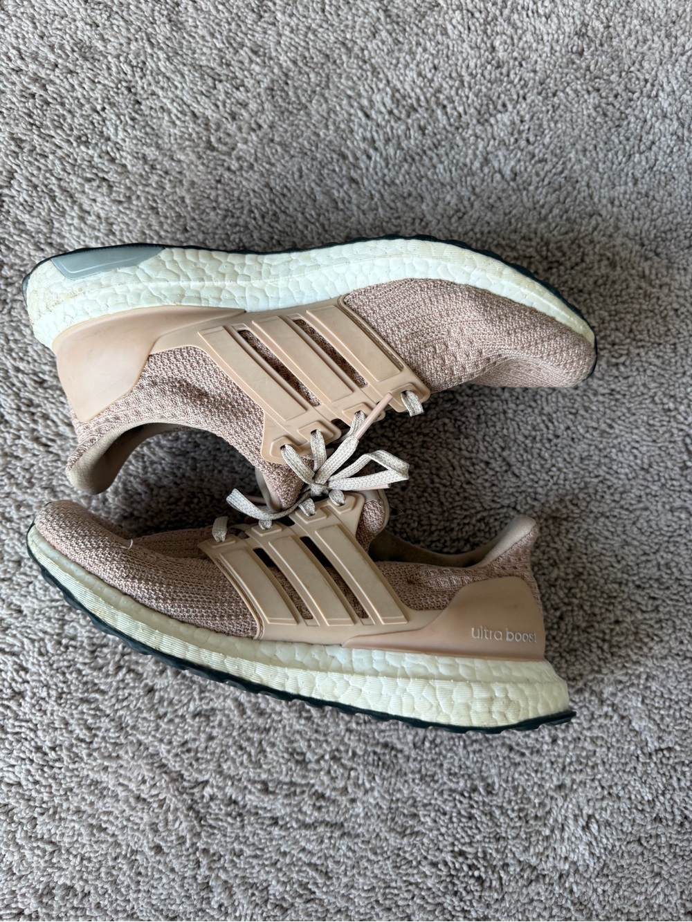 Adidas Womens UltraBoost 4.0 in the Ash Pearl Pink
